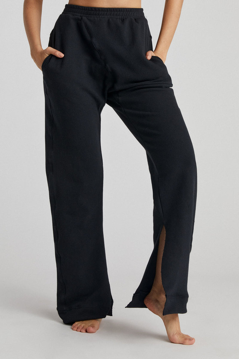 Levi on sale joggers womens